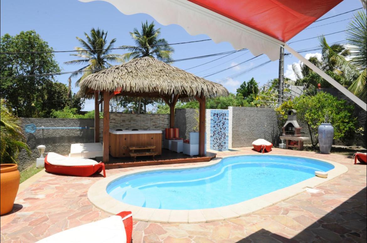 La Baie Des Bambous Villa Le Moule Exteriör bild